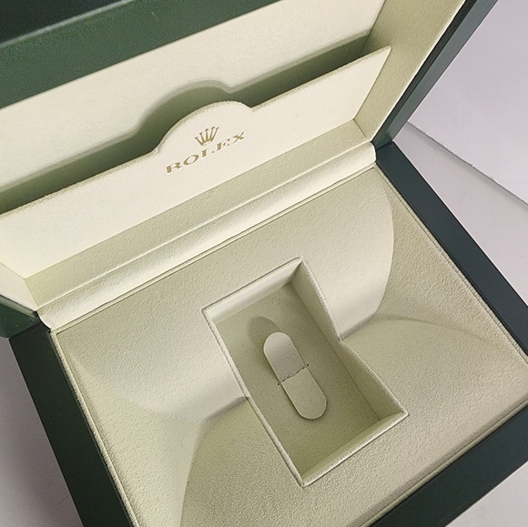 Vintage Rolex Watch Box Mint condition - Picture 10 of 15
